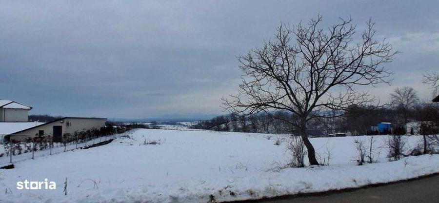 Oportunitate , teren intravilan 1.830 mp , D-31.5 ml - 2