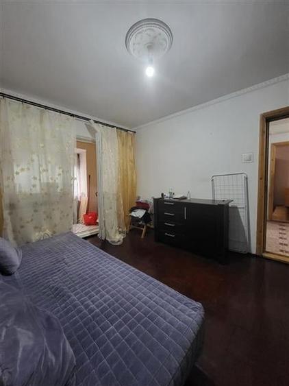 Apartament 2 Camere, Decomandat, etaj 2 din 3 - 4