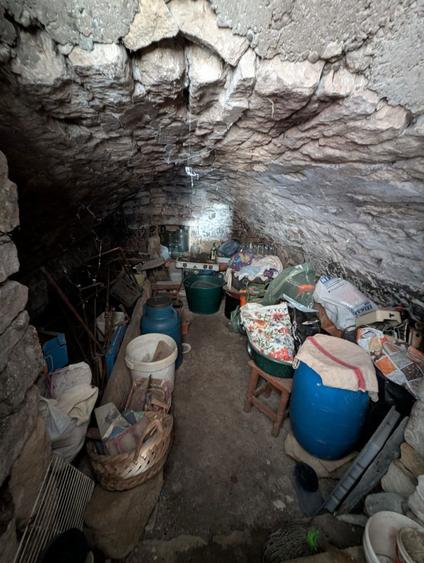 Vand casa cu etaj 4 camere Mera - 4