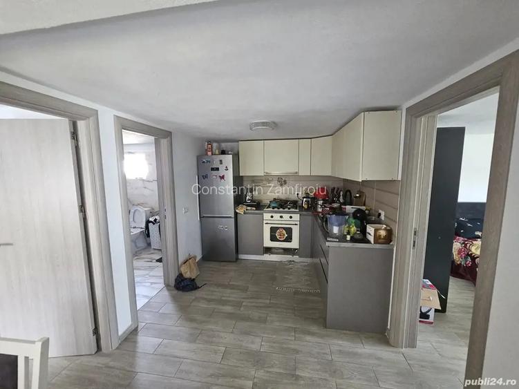 Casa de vanzare A1 Stoenesti GR langa Palanca km30 1400m2 teren prop Casa de vanzare A1 Stoenesti GR langa Palanca km30 1400m2 teren prop