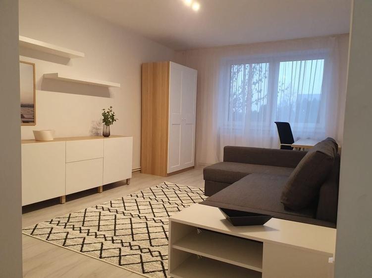 Apartament 2 camere decomandat, 7 Noiembrie, langa Spitalul Judetean . - 5
