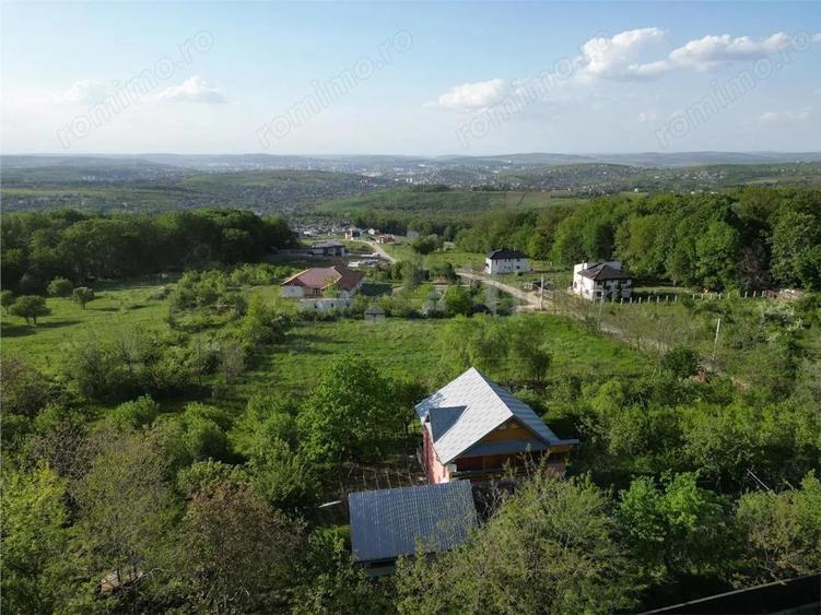 Pietrarie Vila P+1 s=164mp garaj beci teren 2000mp livada vie zona verde - 1