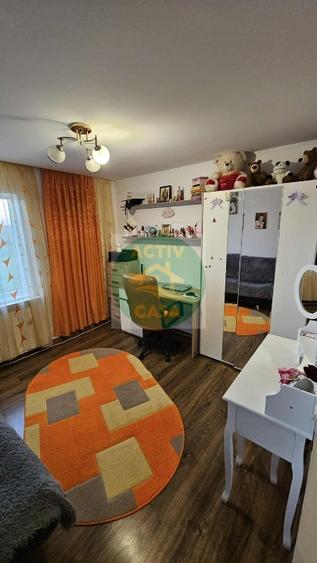 vila subsol, parter si etaj  - 5