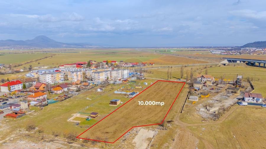 Teren 10,000mp Rasnov /Utilitati/Industrial/Investitie/Intravilan - 1