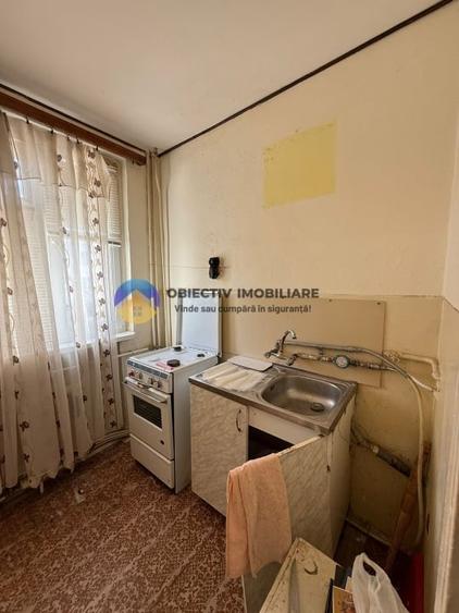 Apartament cu 2 camere decomandat în Mărăței