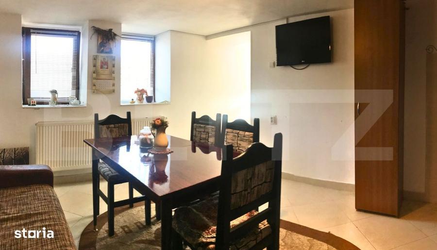 Casa Spatioasa cu 1.250 mp Teren, Mobilata si Utilata Aproape de M - 5