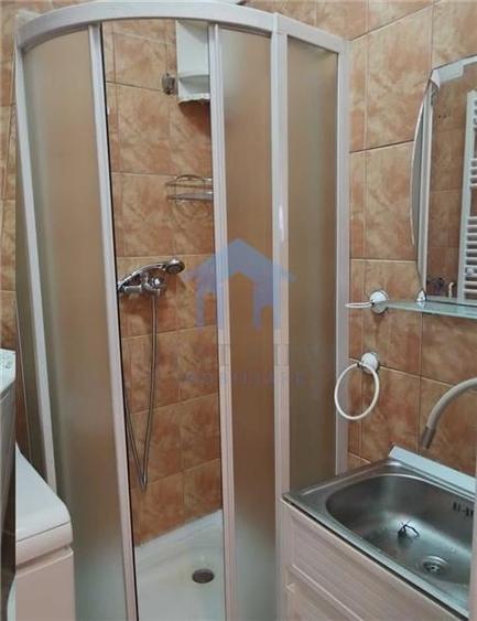 Garsoniera, Horea - 2