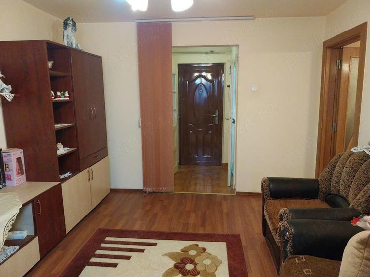 Vand apartament 2 camere - 1