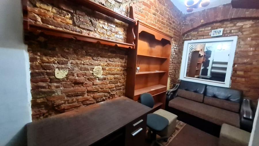 Spatiu comercial 40mp zona 9 Mai - 6