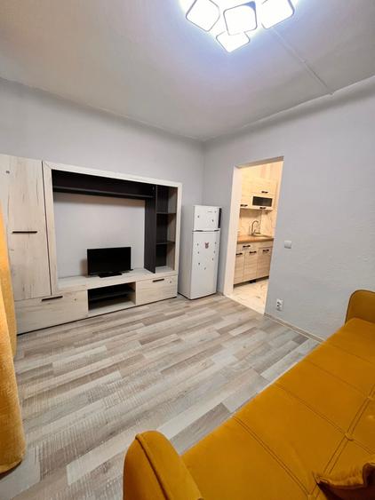 Cameră de cămin cu baie proprie,cu chirias,zona Mihail Sturdza,etaj 1 - 4