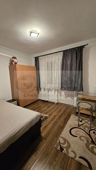 Apartament cu camere Alexandru cel Bun - 450 euro - 7