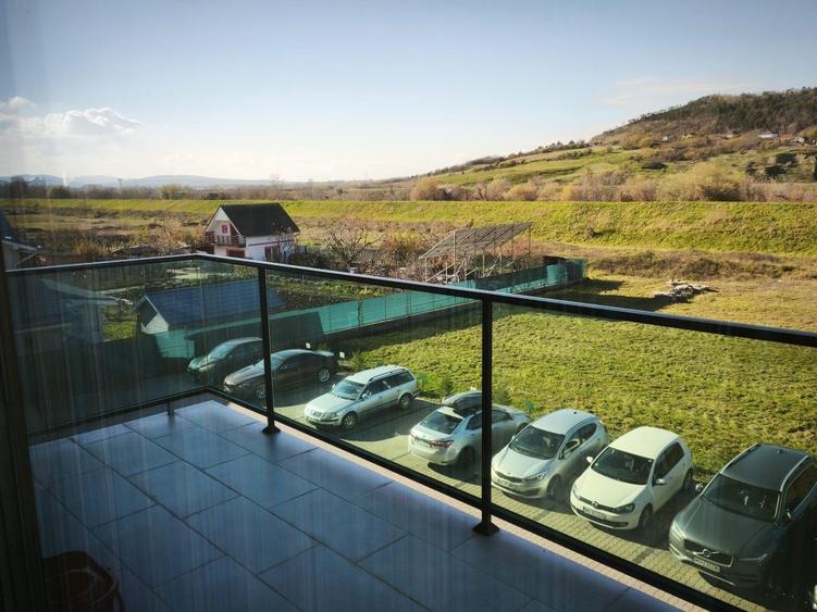 Apartament cu doua camere: de inchiriat - 3