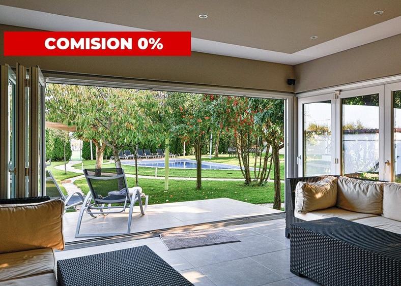 Private Estate lângă București | Vilă, Piscină & Sport Court - 1