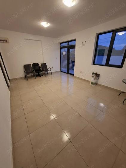 Inchiriez 2 Spatii Comerciale 100 mp - Filiasi - 2