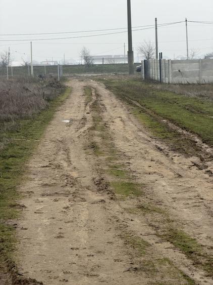 Vand/Schimb teren in Simian - 2