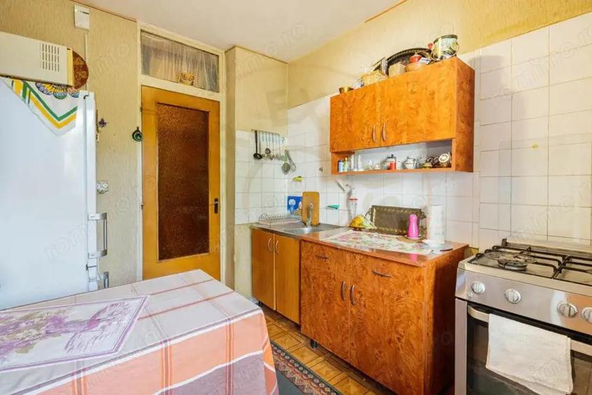 Apartament cu potential, ideal pentru renovare bloc din 1992 - 7
