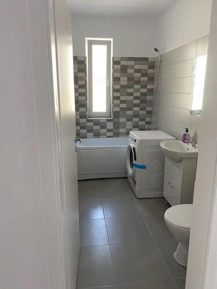 Decomandat, etajul 1, bucatarie inchisa. - 3