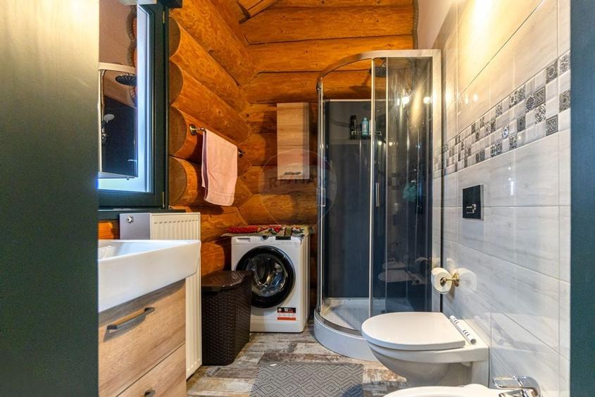 Doua case in stil canadian - confort modern intr-un cadru natural - 12