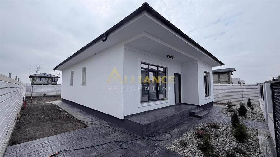 Casa Individuala - 4 camere - 2 bai - 375mp teren - 4