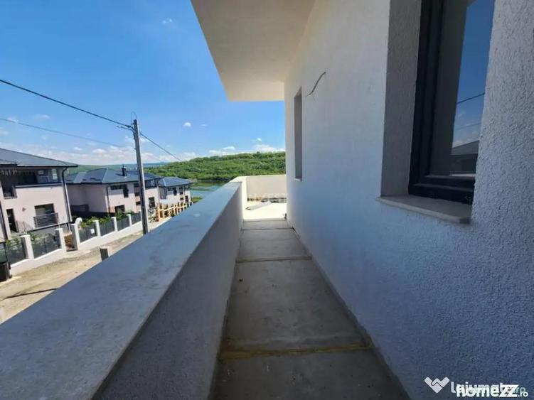 Casa individuala , 4 camere, 3 bai, garaj 26 mp , terasa 40 - 13