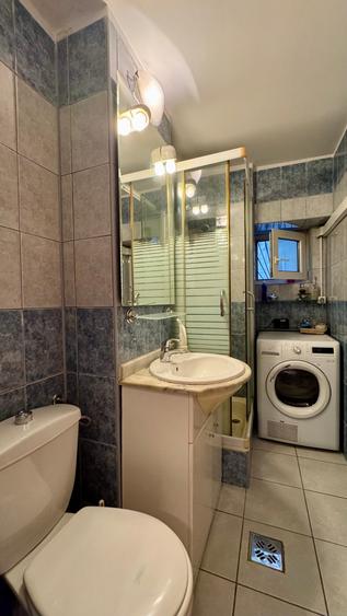 Vis avis cladire CEC, bloc 1980, unic, f. rar in piata - 14