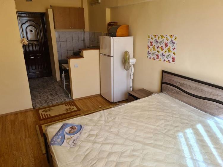 Inchiriez garsoniera - 5