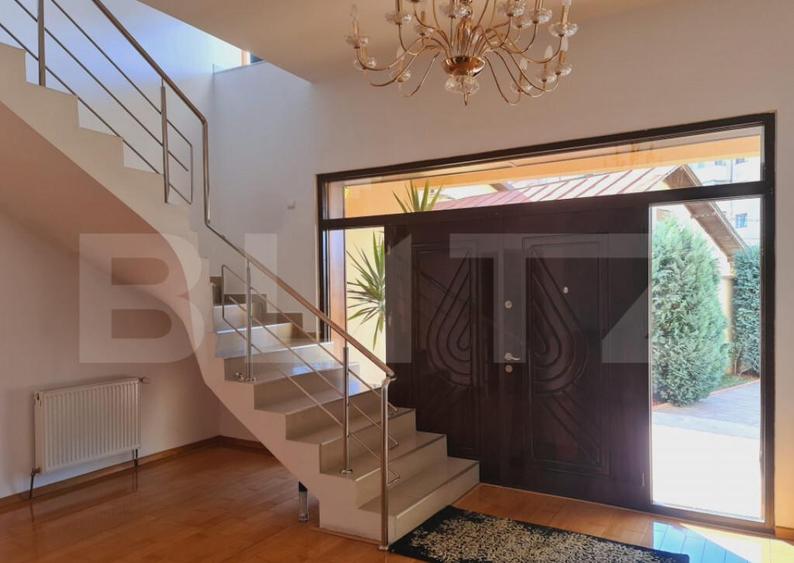 Vila 350 mp utili, teren 700 mp, strada Craitelor - 7