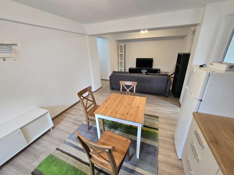 Apartament 2 camere - Zona Tei - Curte Proprie - Parcare - Centrala - 3