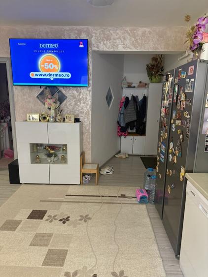 Apartament cu 3 camere , parter înalt,parcare inclusa - 6