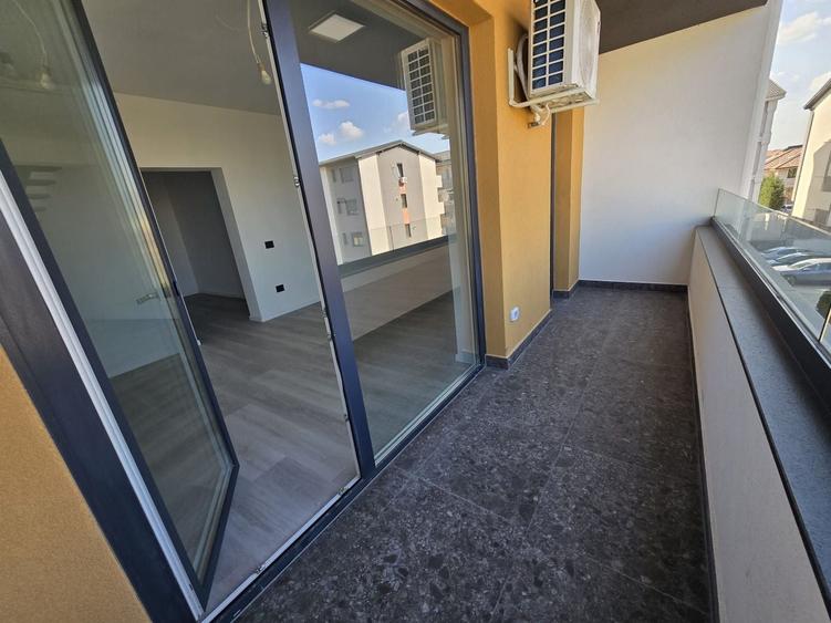 Langa Penny. Suprafata generoasa. 2 Locuri de Parcare. - 7