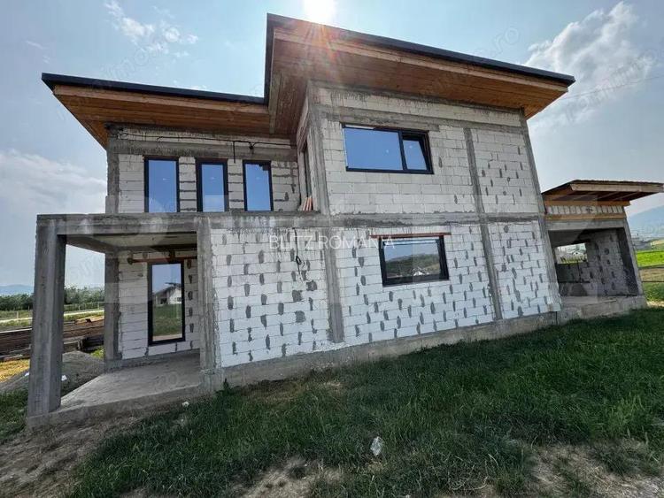 Casa individuala cu 5 camere de vanzare, Zona Ighiu Casa individuala cu 5 camere de vanzare, Zona Ighiu