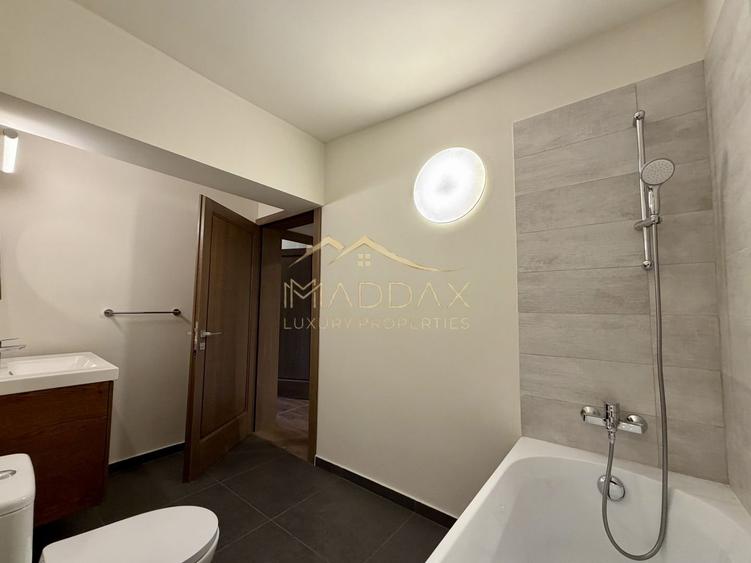 Apartament cu 4 camere *95mpc* // Bulevardul Unirii - 18