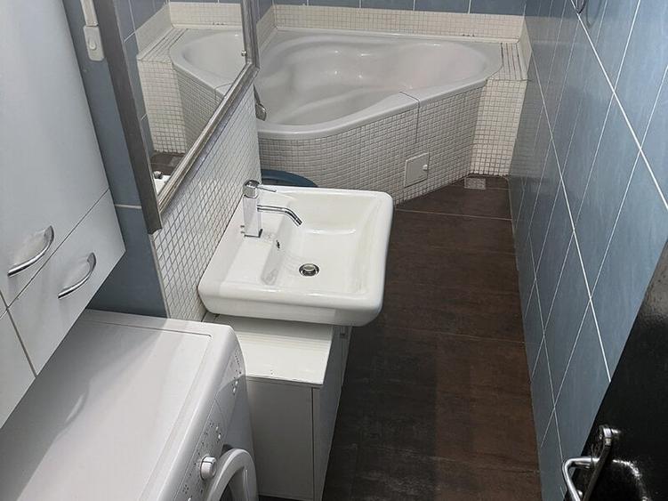 Unirii BULEVARD STRADAL decomandat,balcoane,loc parcare,se vinde mobilat utilat. - 7