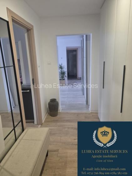 Apartament cu 3 camere renovat complet - Reșița, Bd. Republicii, lângă muzeu Apartament cu 3 camere renovat complet - Reșița, Bd. Republicii, lângă muzeu