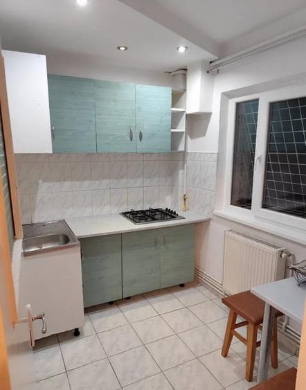 Garsonieră decomandată în Răcădău