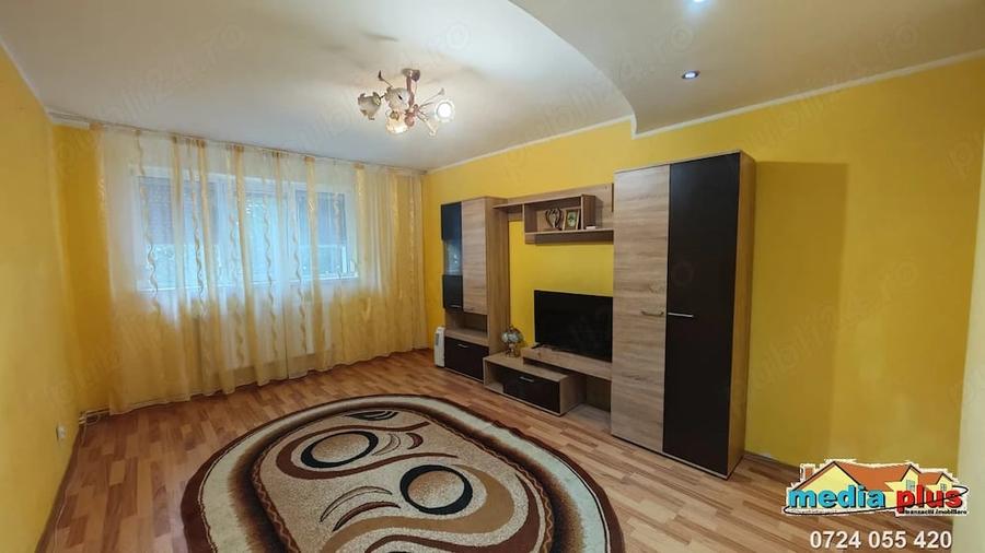 Garsonieră decomandată în Dunărea