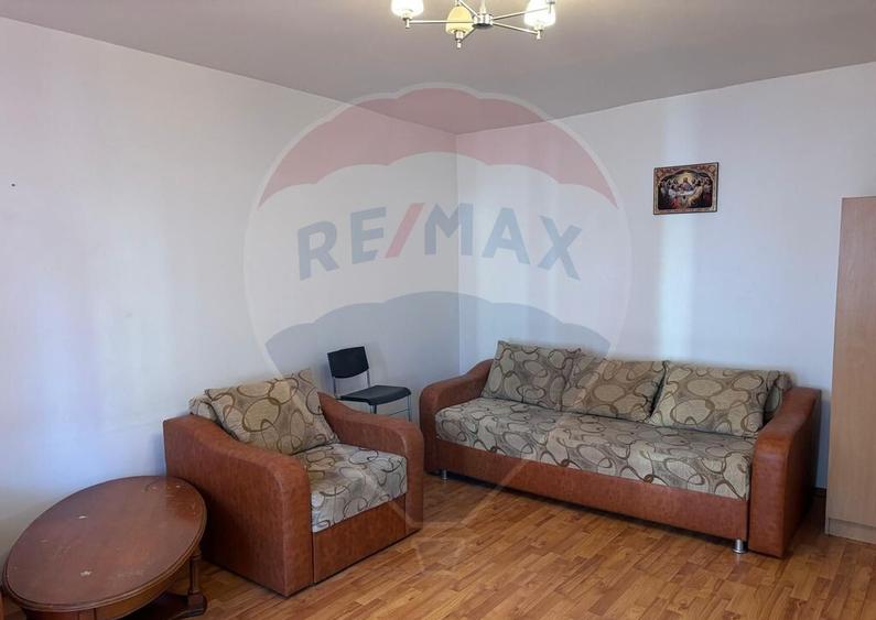 Garsoniera de vanzare ideala ca locuin?a sau spa?iu... - 1