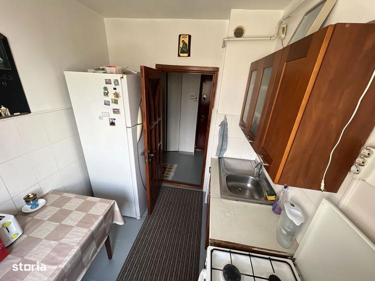 OFERTA DE INCHIRIAT 3camere Tiglina 1 et 2 pret 1600 lei - 1