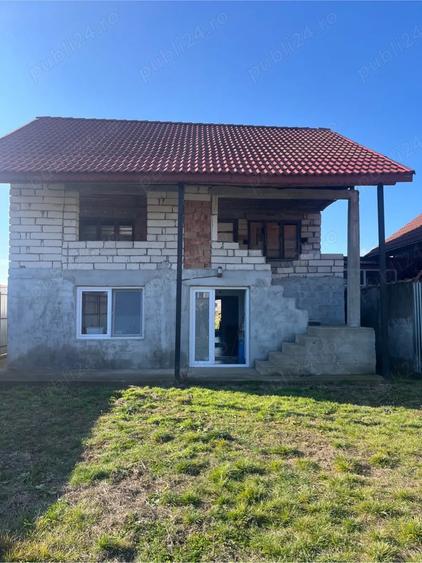 Casa de vanzare Bumbesti Jiu Curtisoara - 1