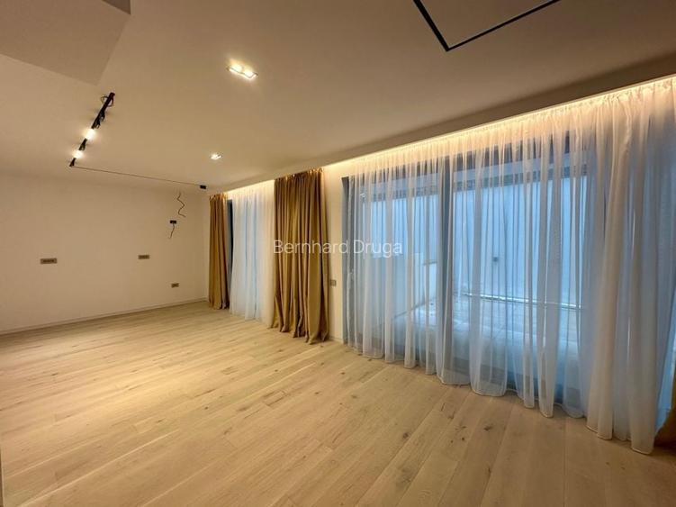 Apartament cu 3 camere tip duplex, zona Aviatorilor - Charles de Gaulle Apartament cu 3 camere tip duplex, zona Aviatorilor - Charles de Gaulle