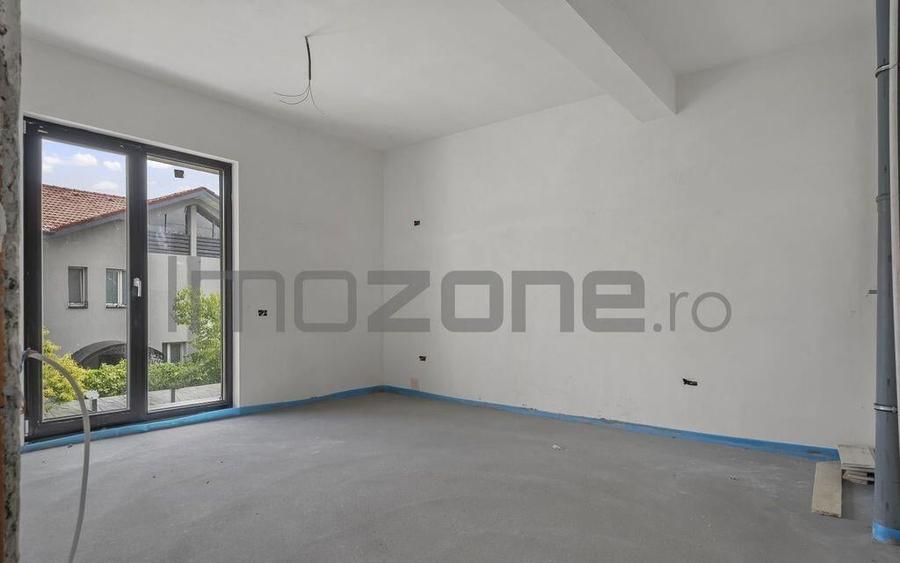 Casa spa?ioasa cu terasa ?i loc de parcare Milit... - 4