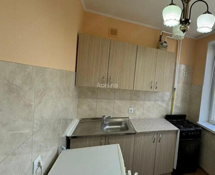 Apartament cu o camera de vanzare in zona Girocului