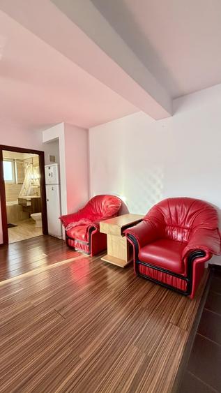 Apartament cu 2 camere semidecomandat în Florești