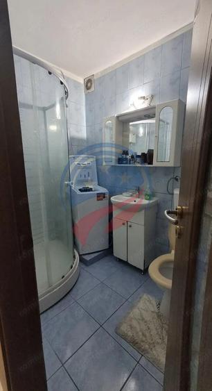 Garsoniera de inchiriat 1 Mai - 4