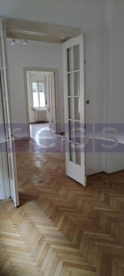 Casa 4 camere + dependinte curte proprie- Floreasca - 1