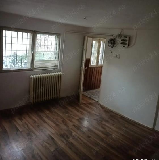 Casa de vanzare in Fieni - 1