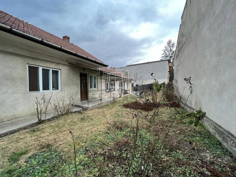 Casă individuală 4 camere, 115 mp + curte de 417 mp, zona Piața Abator - 14