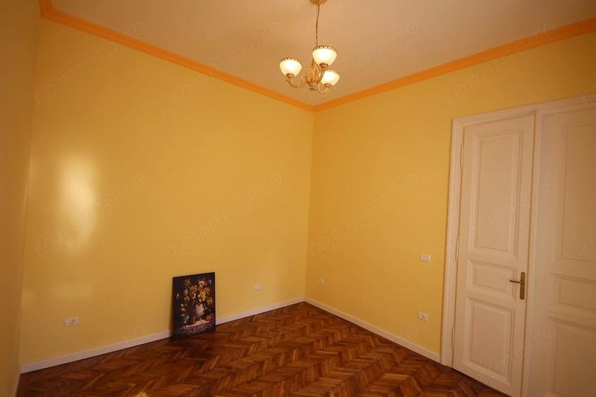 Apartament cu 3 camere decomandat în Odobescu