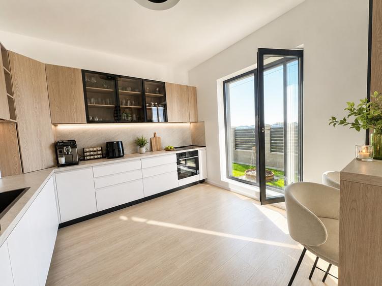 Casă individuală cu 4 camere cu Teren 375 Mp în Berceni