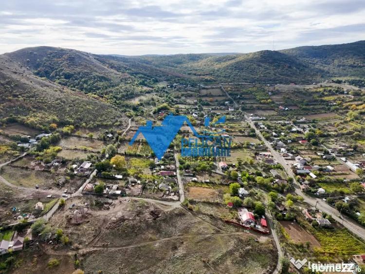 Teren de 3044 mp, în Niculițel